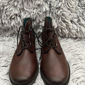 Pikolinos shoe boot size 11 (41) brown never worn.